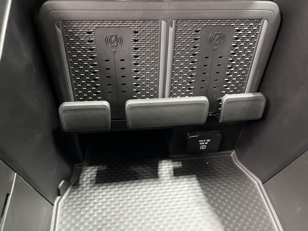 new 2025 Ram 3500 car, priced at $81,334