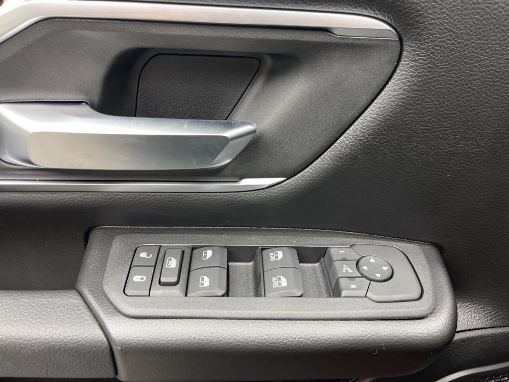 new 2025 Ram 1500 car, priced at $55,053