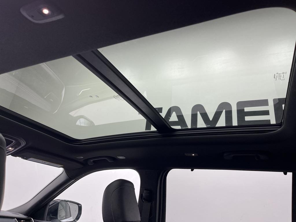 new 2025 Jeep Grand Cherokee L car, priced at $50,689