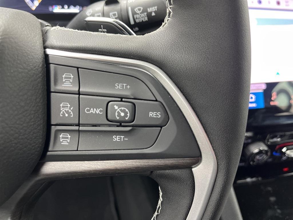 new 2025 Jeep Grand Cherokee L car, priced at $50,689