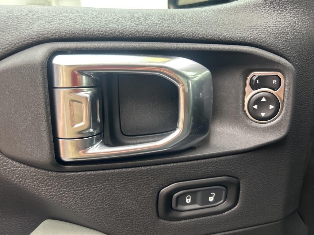 new 2025 Jeep Gladiator car, priced at $56,000