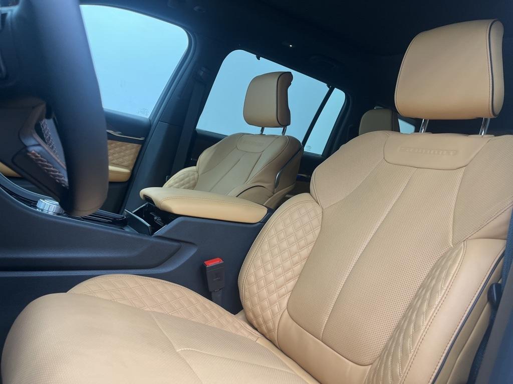 new 2025 Jeep Grand Cherokee L car, priced at $61,283