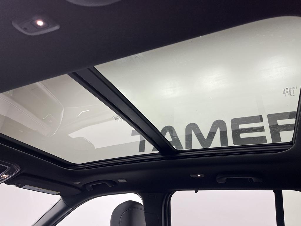 new 2025 Jeep Grand Cherokee car, priced at $52,160
