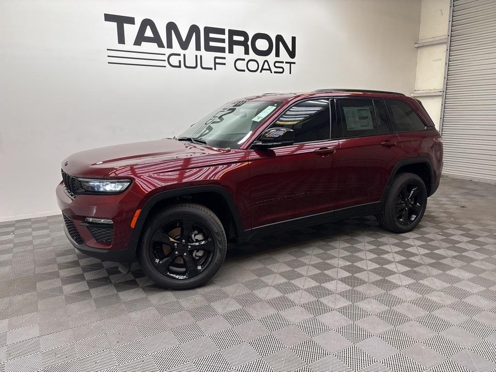new 2025 Jeep Grand Cherokee car, priced at $47,000