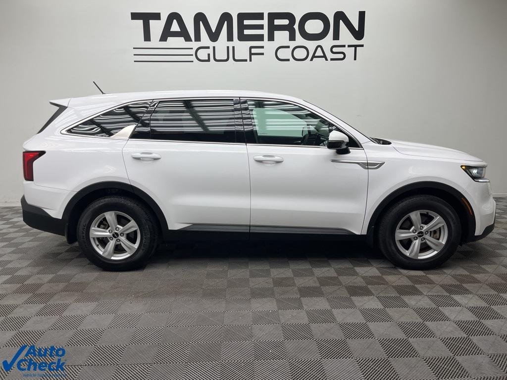 used 2023 Kia Sorento car, priced at $23,700