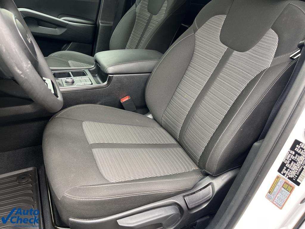 used 2023 Kia Sorento car, priced at $23,700