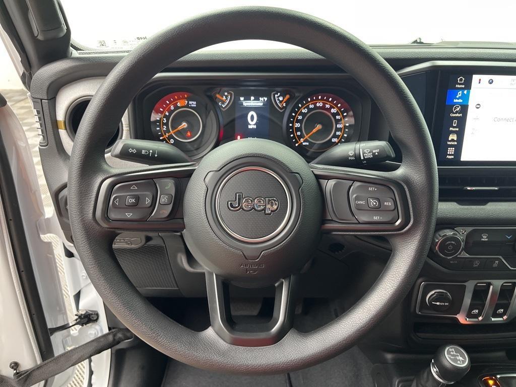 new 2026 Jeep Wrangler car, priced at $35,785