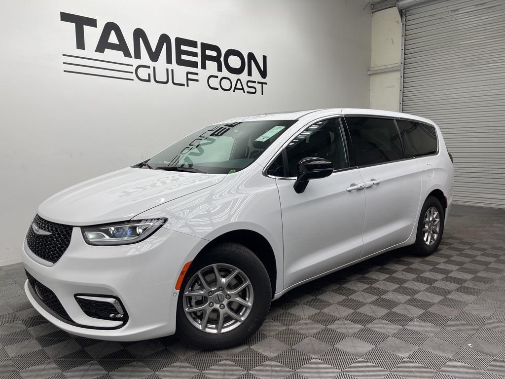 new 2025 Chrysler Pacifica car, priced at $43,000