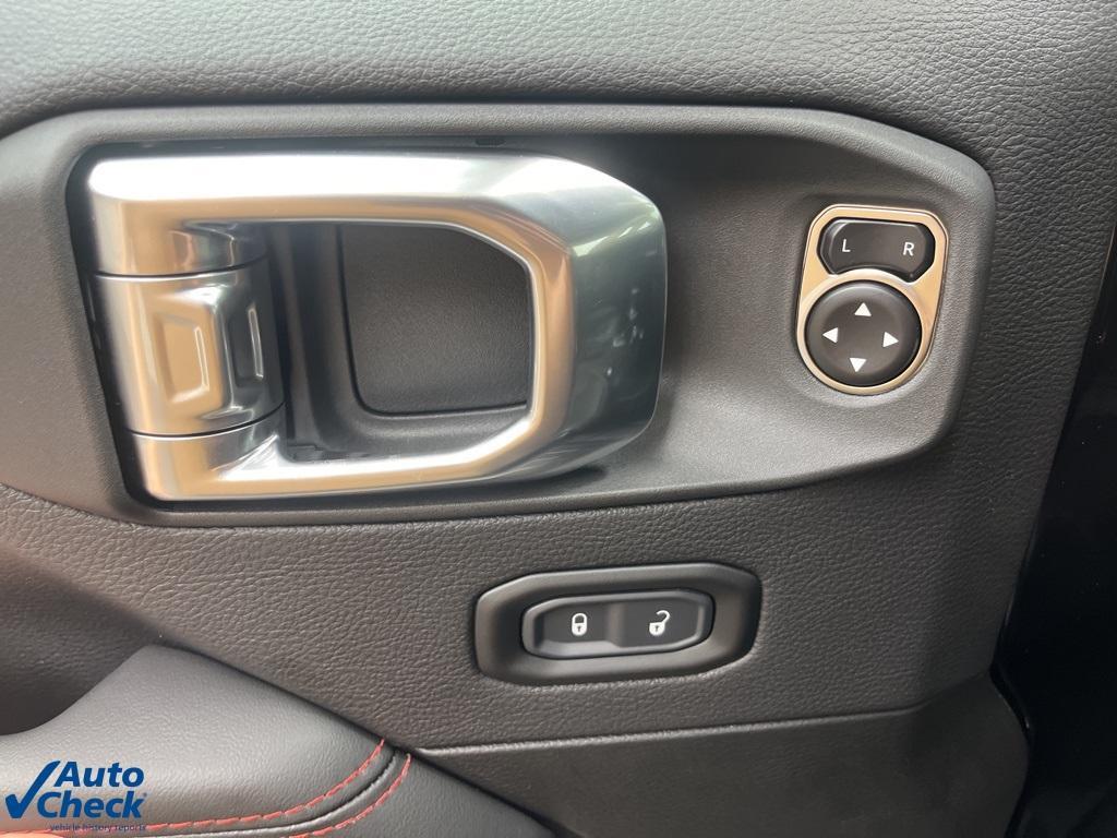 used 2025 Jeep Gladiator car, priced at $52,000