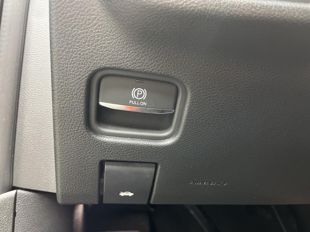 new 2025 Jeep Grand Cherokee car, priced at $41,220