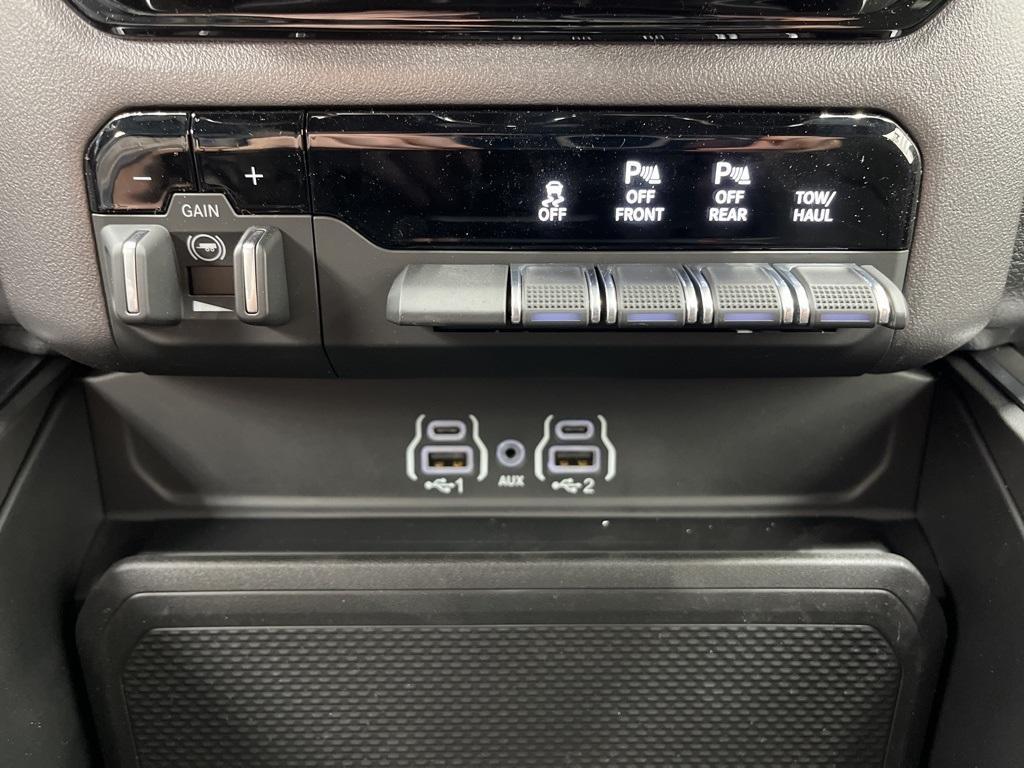 new 2025 Ram 1500 car, priced at $49,000