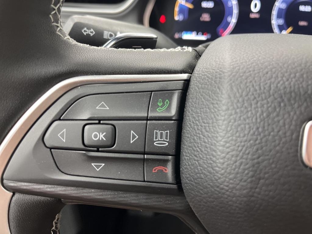 new 2025 Jeep Grand Cherokee L car, priced at $42,220