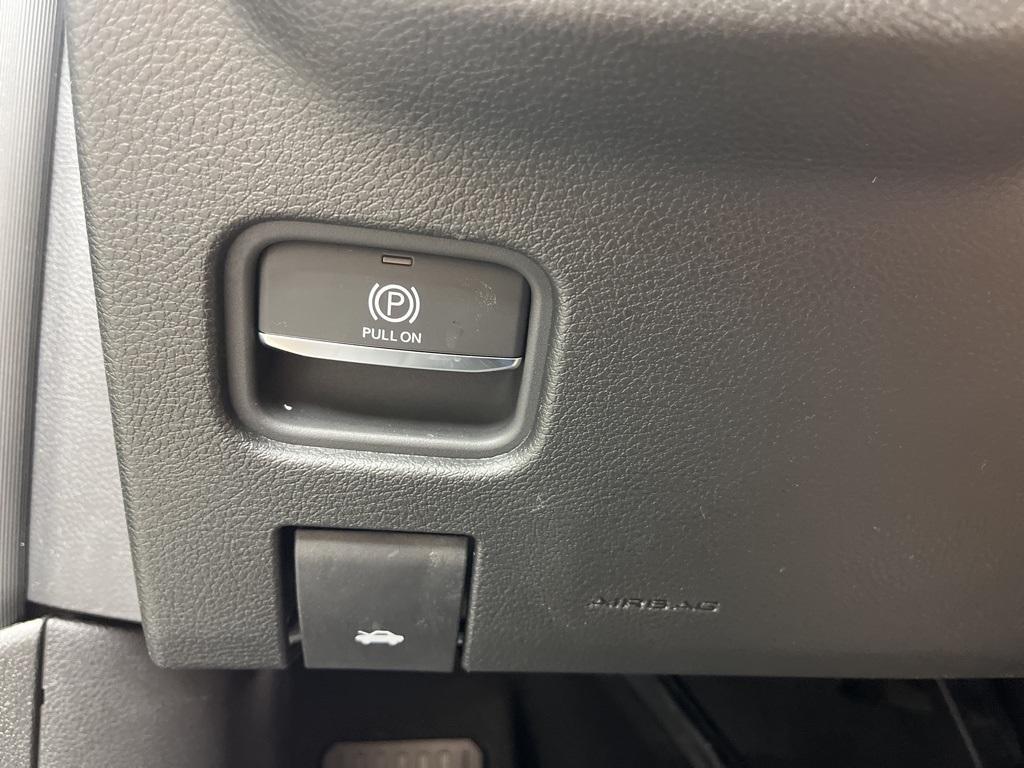 new 2025 Jeep Grand Cherokee L car, priced at $42,220