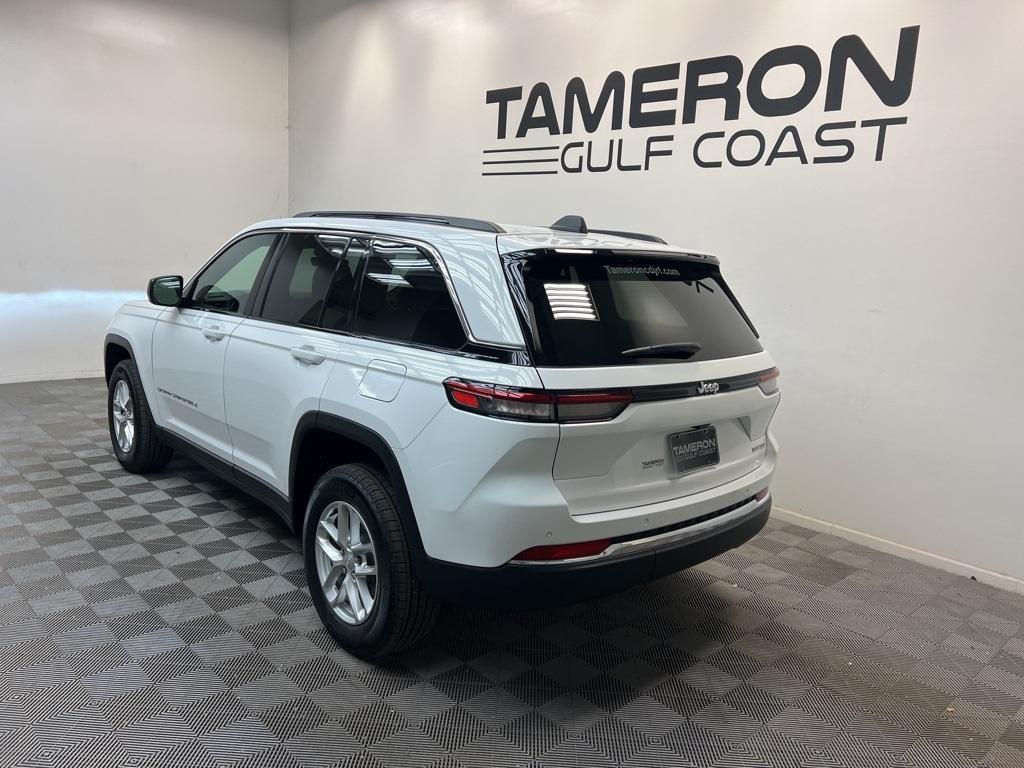new 2025 Jeep Grand Cherokee car, priced at $37,882