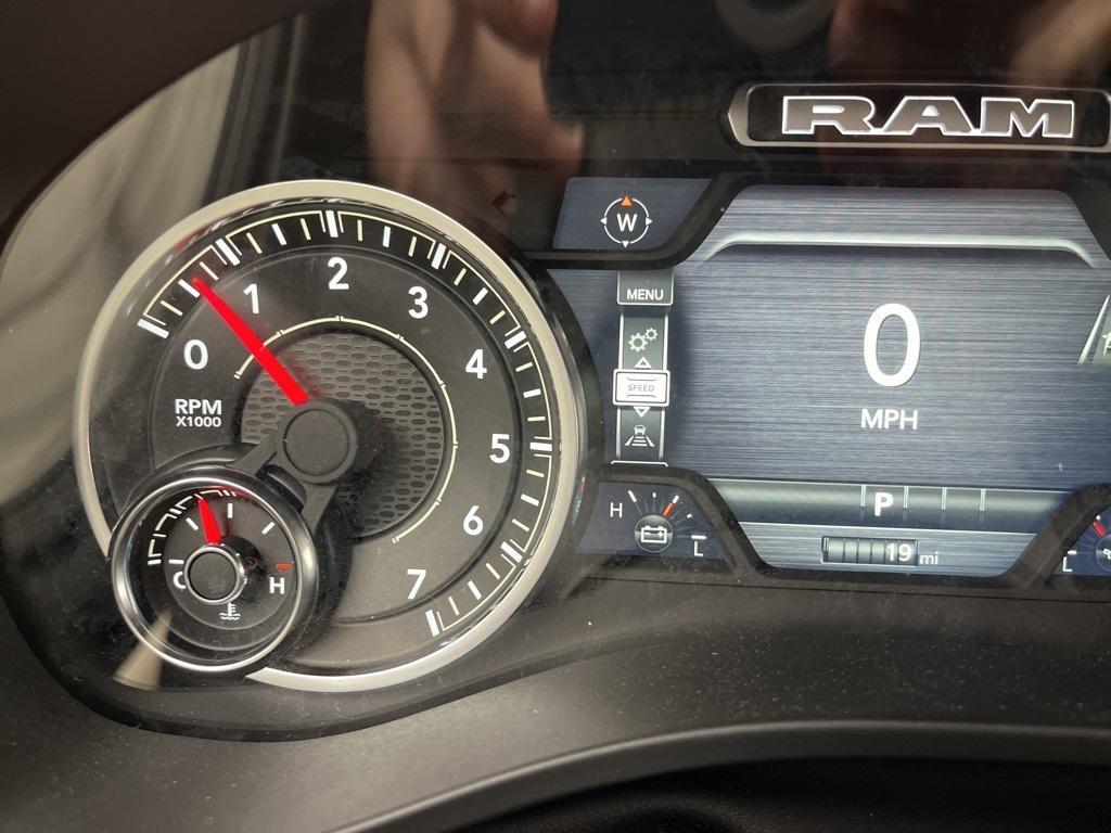 new 2025 Ram 1500 car, priced at $52,424