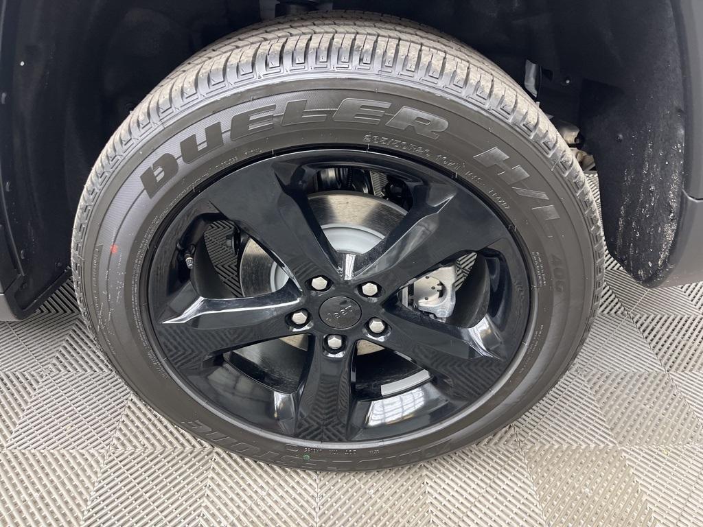 new 2025 Jeep Grand Cherokee car, priced at $42,643