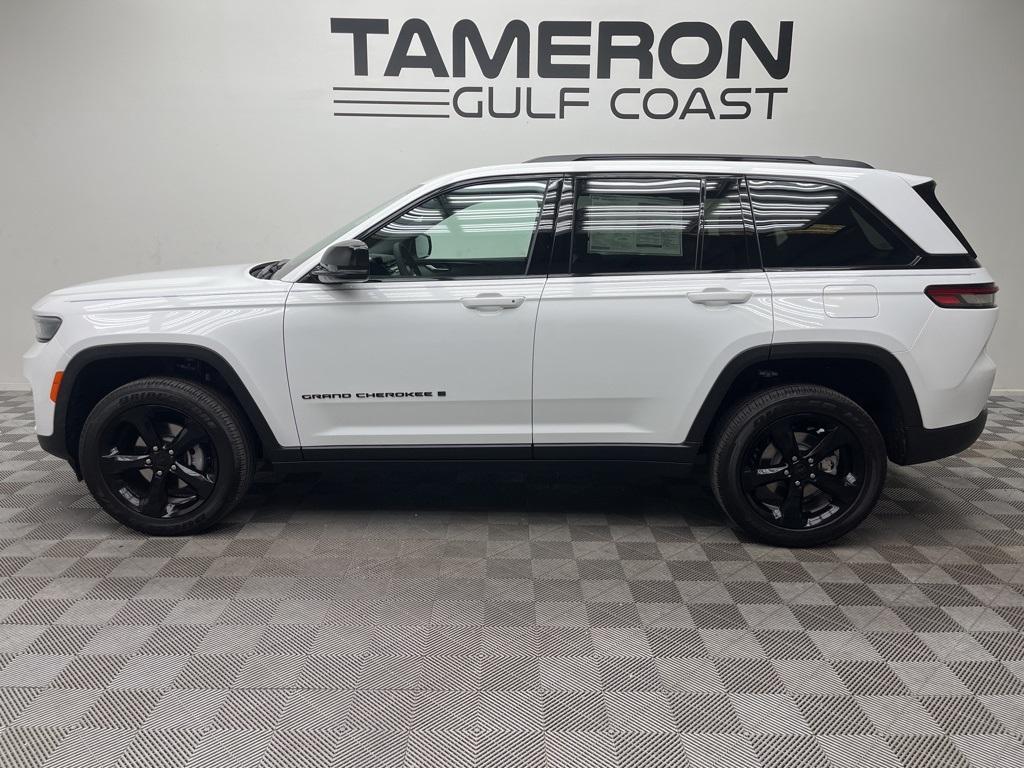 new 2025 Jeep Grand Cherokee car, priced at $42,643