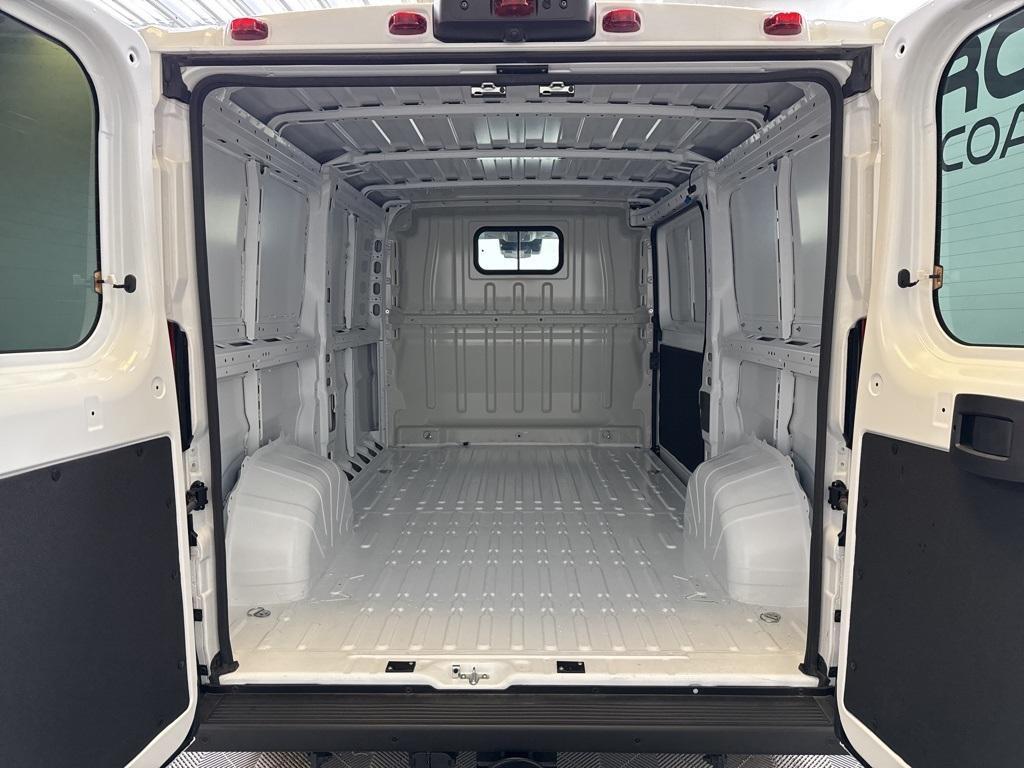 new 2025 Ram ProMaster 2500 car, priced at $51,164