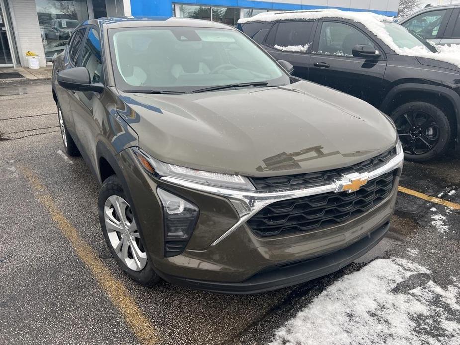 used 2024 Chevrolet Trax car, priced at $21,828