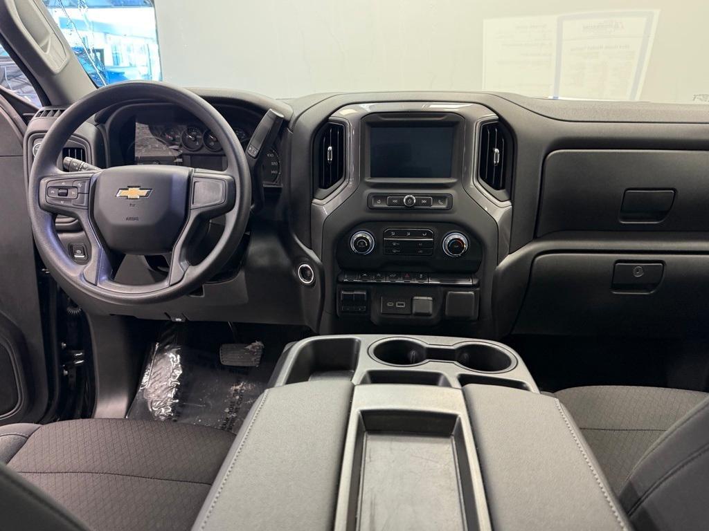 used 2024 Chevrolet Silverado 1500 car, priced at $39,828