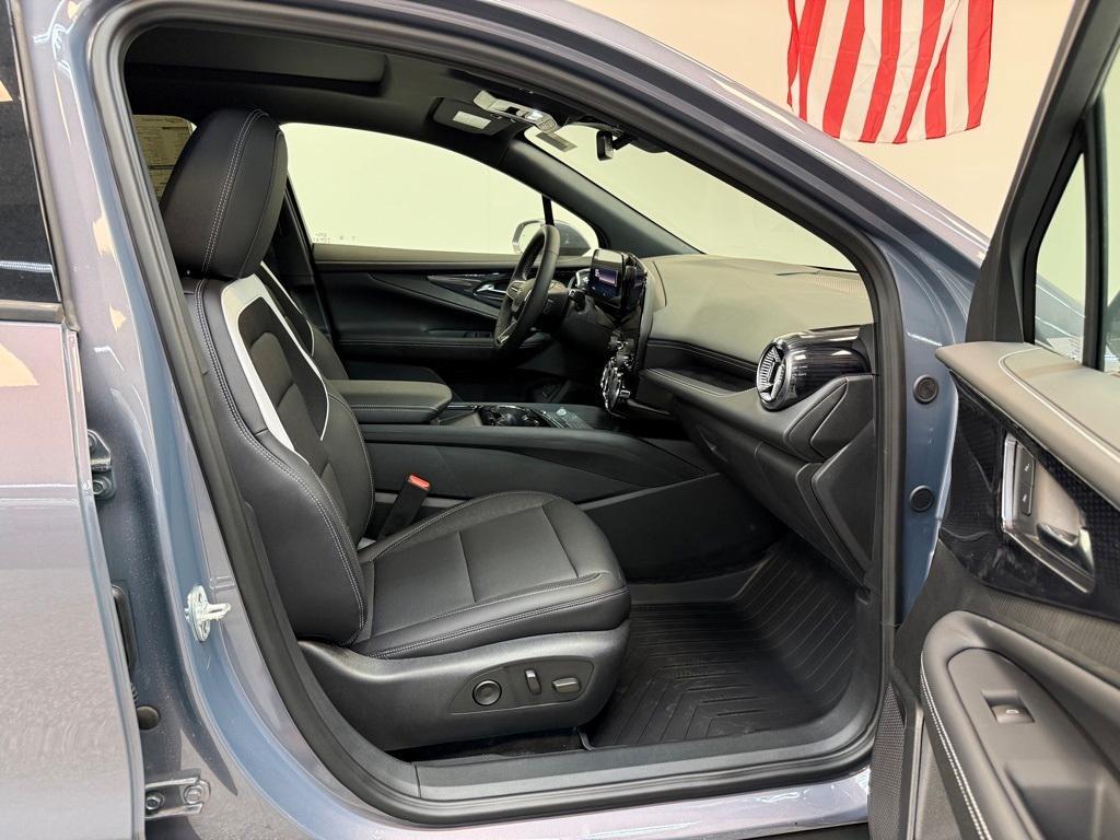 new 2025 Chevrolet Blazer EV car, priced at $37,995