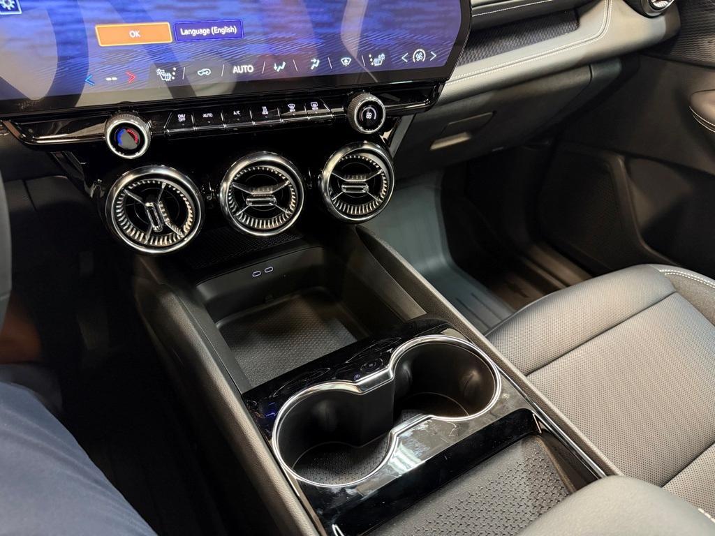 new 2025 Chevrolet Blazer EV car, priced at $37,995