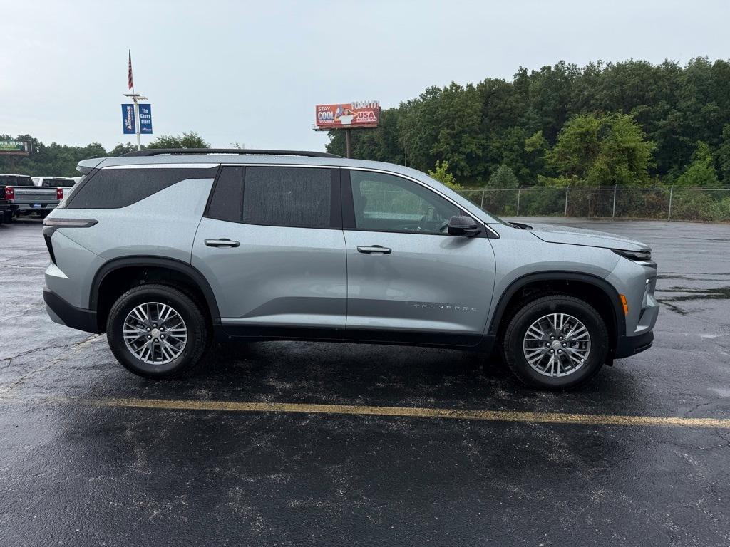 new 2026 Chevrolet Traverse car, priced at $42,895
