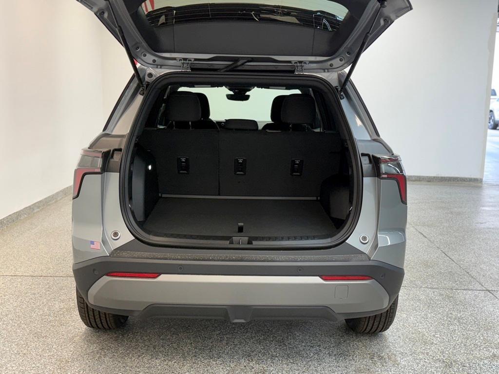 new 2026 Chevrolet Equinox car, priced at $32,415