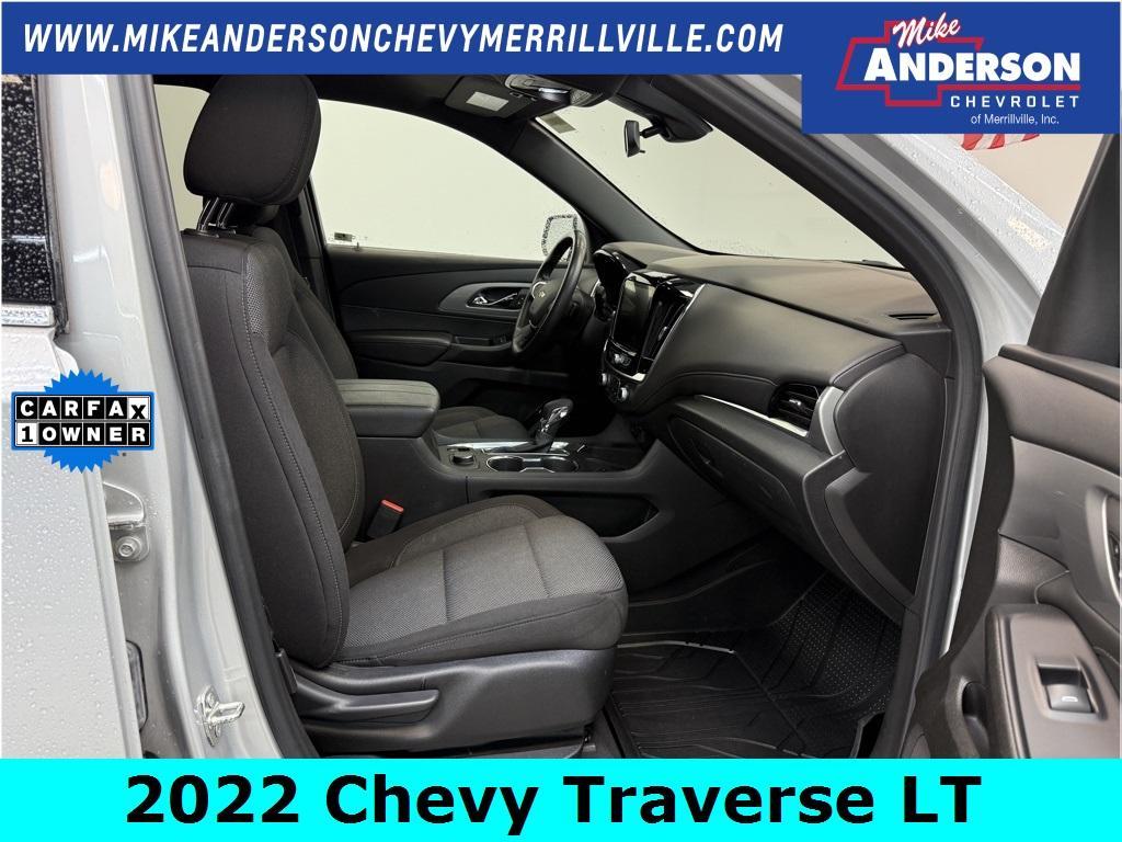 used 2022 Chevrolet Traverse car, priced at $29,400