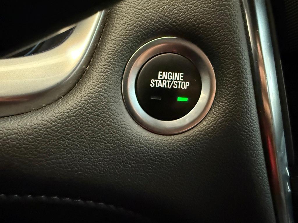 used 2022 Chevrolet Traverse car, priced at $28,989
