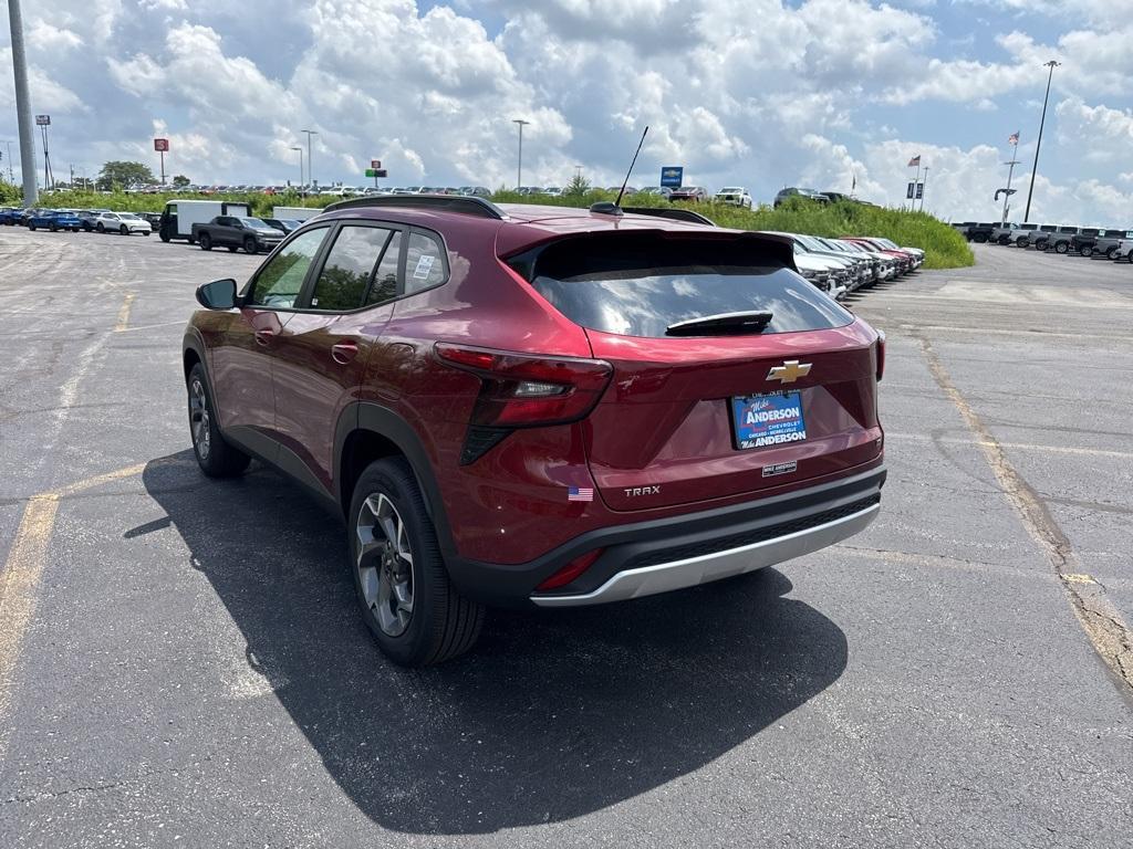 new 2025 Chevrolet Trax car, priced at $24,335