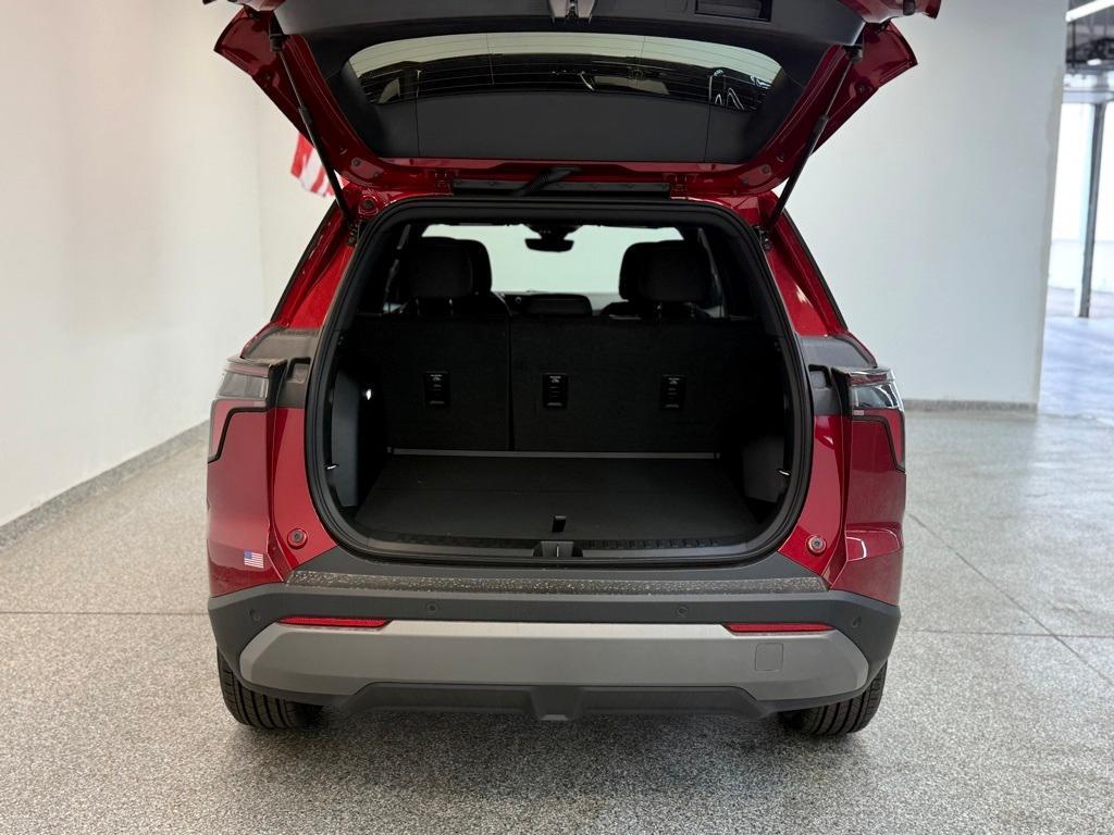 new 2026 Chevrolet Equinox car, priced at $33,995