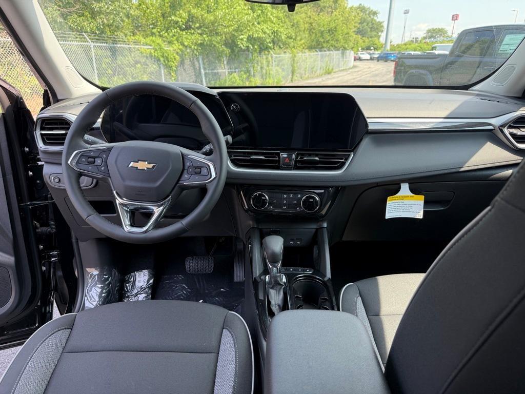 new 2026 Chevrolet TrailBlazer car, priced at $27,910