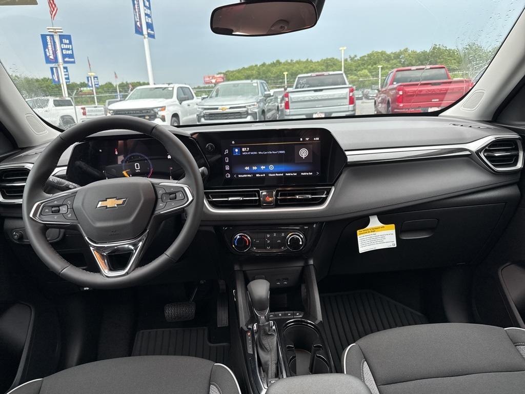 new 2026 Chevrolet TrailBlazer car, priced at $26,495