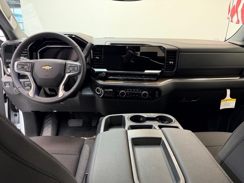 new 2025 Chevrolet Silverado 1500 car, priced at $40,295