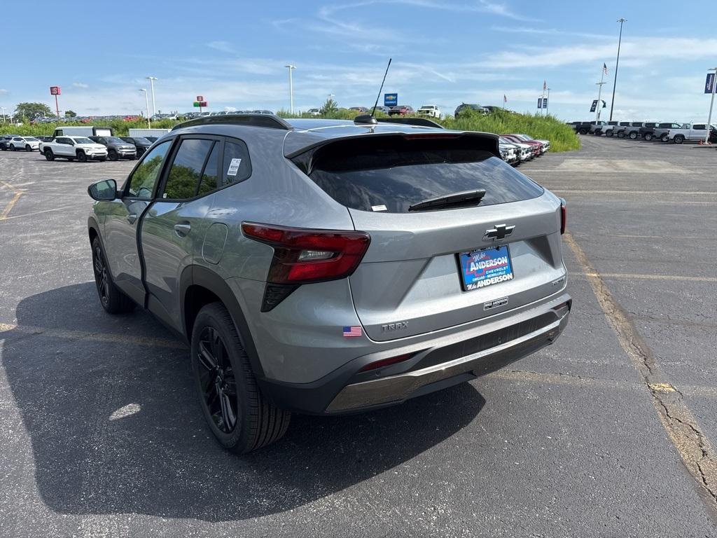 new 2025 Chevrolet Trax car, priced at $26,495