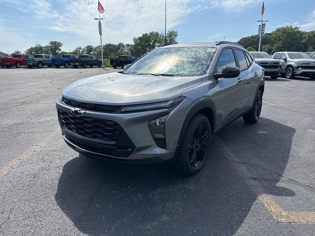 new 2025 Chevrolet Trax car, priced at $26,495