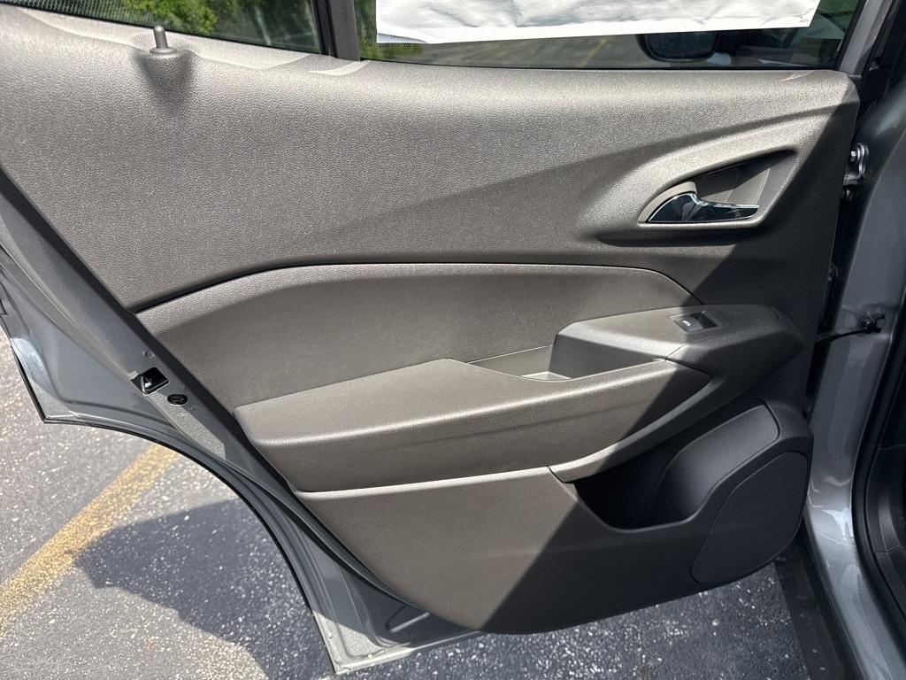 new 2025 Chevrolet Trax car, priced at $26,495