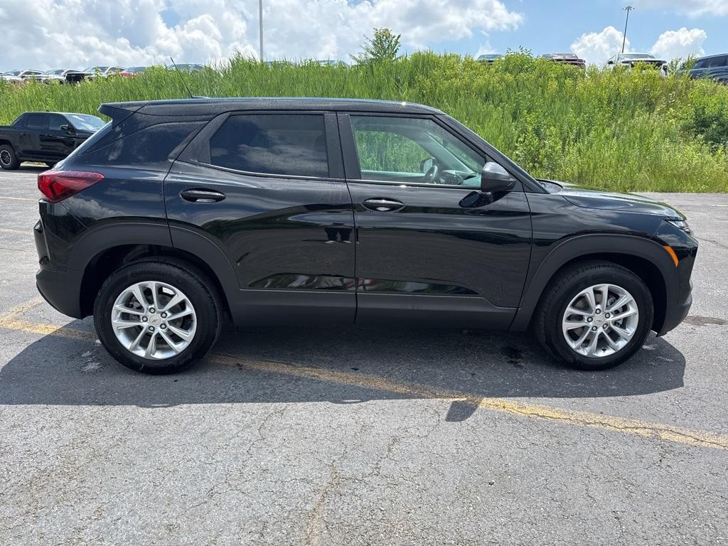new 2026 Chevrolet TrailBlazer car, priced at $24,895