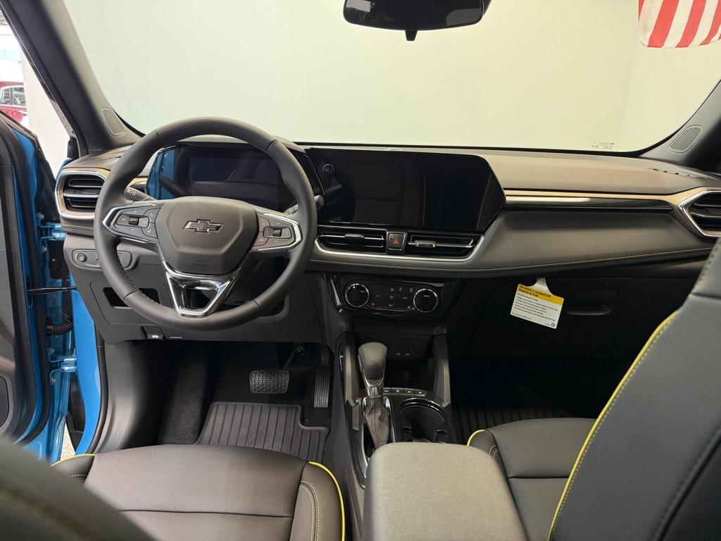 new 2025 Chevrolet TrailBlazer car, priced at $28,495