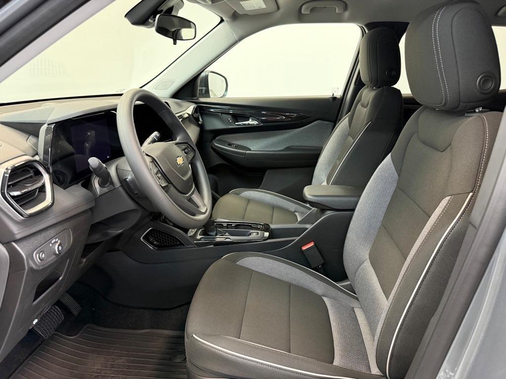 new 2026 Chevrolet TrailBlazer car, priced at $27,675