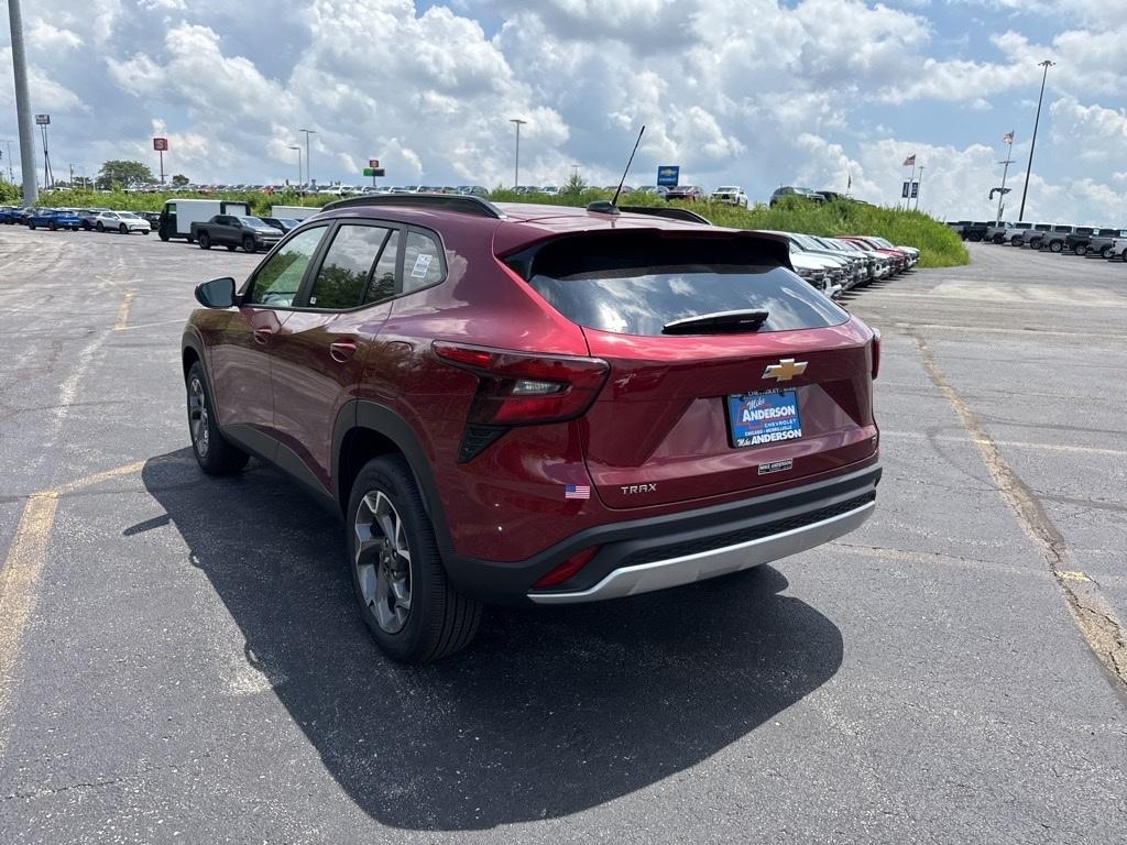 new 2025 Chevrolet Trax car, priced at $24,725