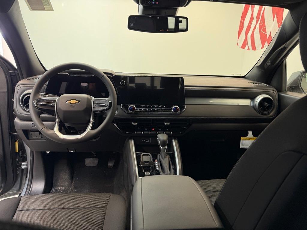 new 2025 Chevrolet Colorado car, priced at $36,995