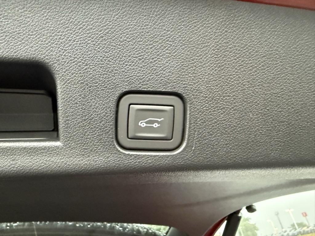 new 2026 Chevrolet Traverse car, priced at $41,955