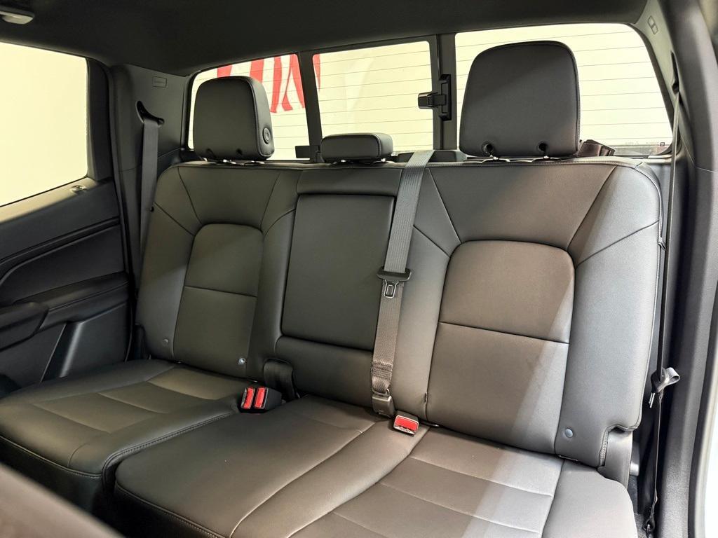 new 2025 Chevrolet Colorado car, priced at $38,995