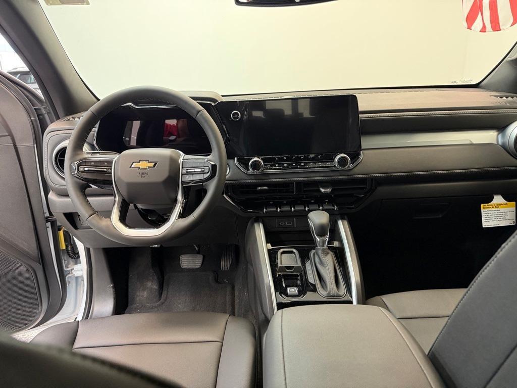 new 2025 Chevrolet Colorado car, priced at $38,995