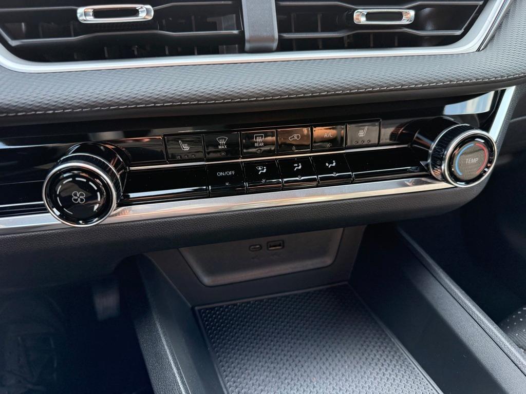 new 2026 Chevrolet Equinox car, priced at $31,035