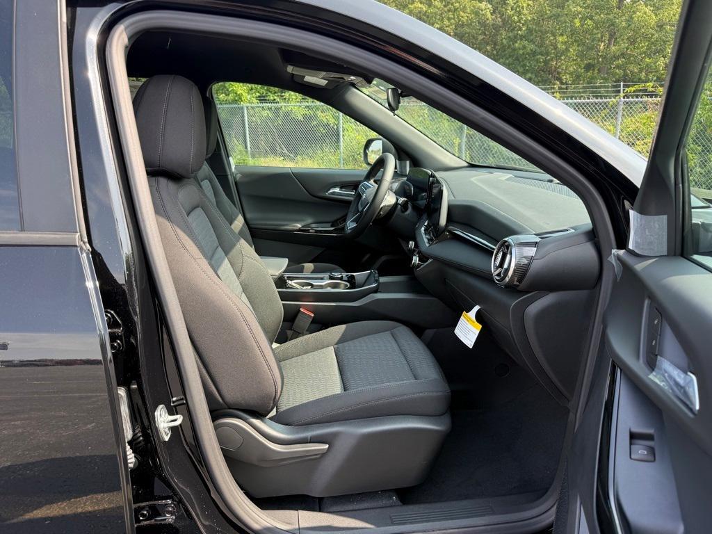 new 2026 Chevrolet Equinox car, priced at $31,035