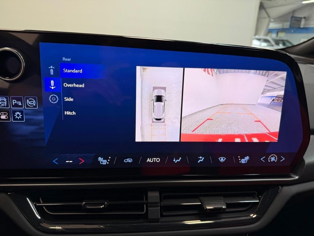 new 2025 Chevrolet Equinox EV car, priced at $33,495
