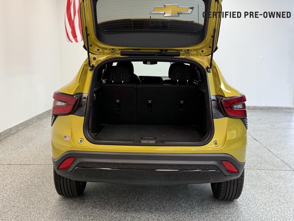 used 2025 Chevrolet Trax car, priced at $22,998